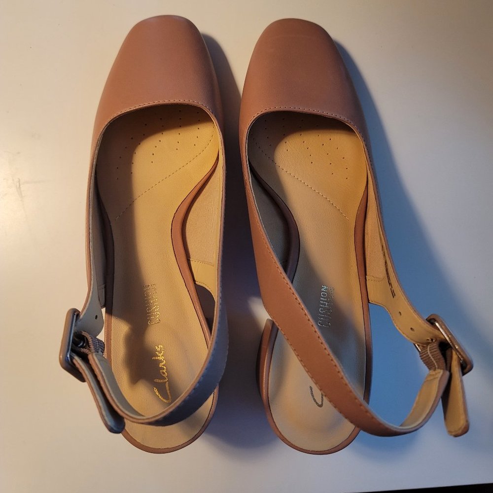 Clarks - Slingback Heels 9.5 M